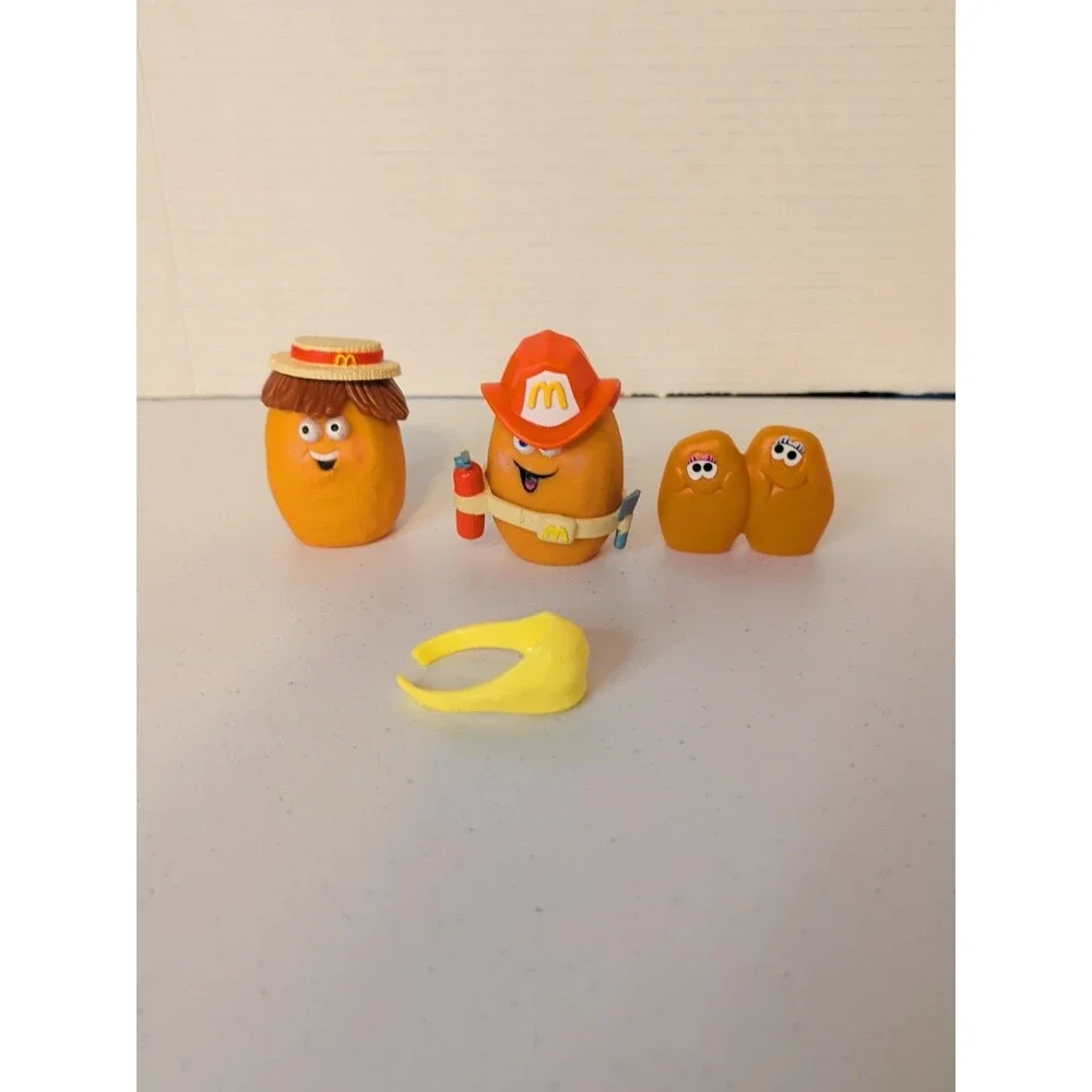 1988 McNugget Buddies And Firefighter 1988 McDonald’s Happy Meal Toy Nugget Twin